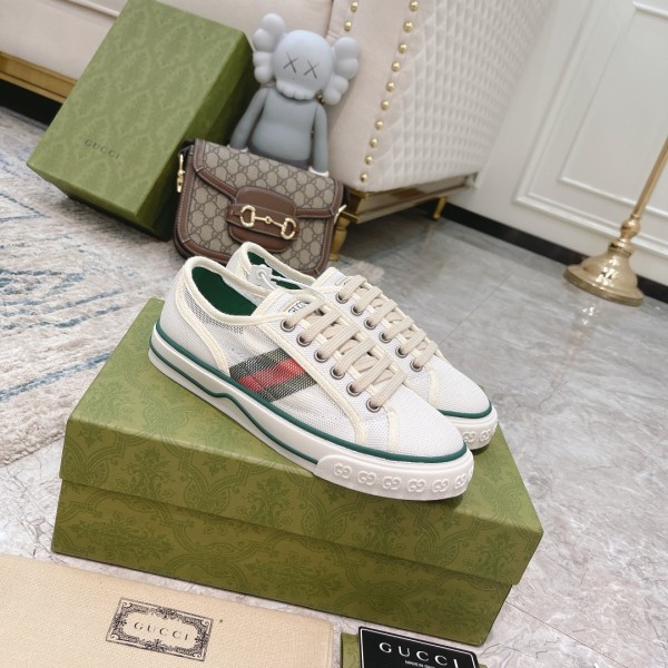 高品質Gucci2023 エクスプローシブ キャンバス シューズ メンズ レディース