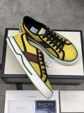 最新Gucci2023 エクスプローシブ キャンバス シューズ メンズ レディース