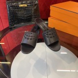 最新Hermesエルメスのハンドメイドスリッパ