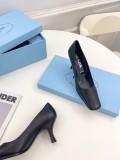 PRADA プラダ激安 ランウェイ スクエアトゥ シューズ