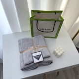 プラダ（PRADA）　タオルセット　バスタオル2枚セット　デイリータオル　パレオ/湯上がりタオル　お風呂グッズ家庭用　吸水性　4色