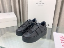 VALENTINOヴァレンティノ通販メンズとレディースプラットフォームプラットフォームスニーカー