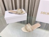 超話題!Dior ディオール2023夏の新作フラットスリッパ