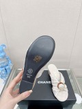 Chanelシャネル偽物23Ss 新作 クロスストラップ ラウンドバックル スリッパ