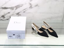 超話題!DIOR ディオールウェビングレターロゴハイヒールスクエアトゥサンダル