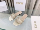 超話題!Dior ディオール2023夏の新作フラットスリッパ
