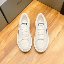 最新Pradaプラダ メンズ スニーカー