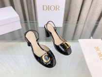 入手困難DIOR ディオールチャンキースリングバックサンダル