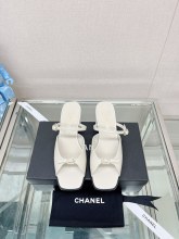 入手困難Chanelシャネル23SSフィッシュマウス スクエアヘッド チャンキーヒール スリッパ