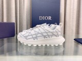 入手困難Dior ディオール2023 新作ロートップ B31 ランナー スニーカー