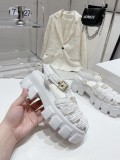 Pradaプラダ ローマン ブレイド プラットフォーム ラバー サンダルコピー