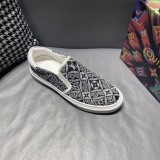 入手困難Louis Vuitton ルイヴィトンメンズ スニーカー
