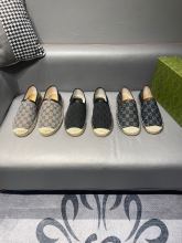 入手困難Gucciグッチメンズ新作スリッポンローファー