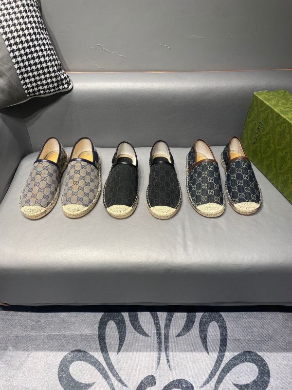 入手困難Gucciグッチメンズ新作スリッポンローファー