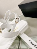 超話題!Chanelシャネル23Ss 新作 ジェムストーン ダブルC ビーチサンダル