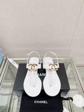 超話題!Chanelシャネル23Ss 新作 ジェムストーン ダブルC ビーチサンダル