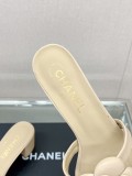 Chanelシャネル激安偽物23Ss 中空カメリアサンダルとスリッパ