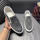入手困難Louis Vuitton ルイヴィトンメンズ スニーカー