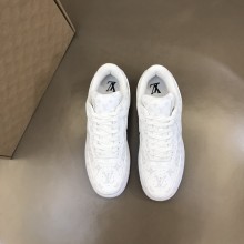 ★超人気Louis Vuitton ルイヴィトンメンズ スニーカー
