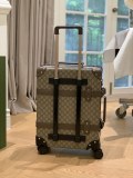 超話題!GUCCIグッチ トロリーケース