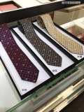 入手困難Gucciグッチメンズネクタイ