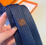 超話題!Hermes エルメスメンズの新しいネクタイ
