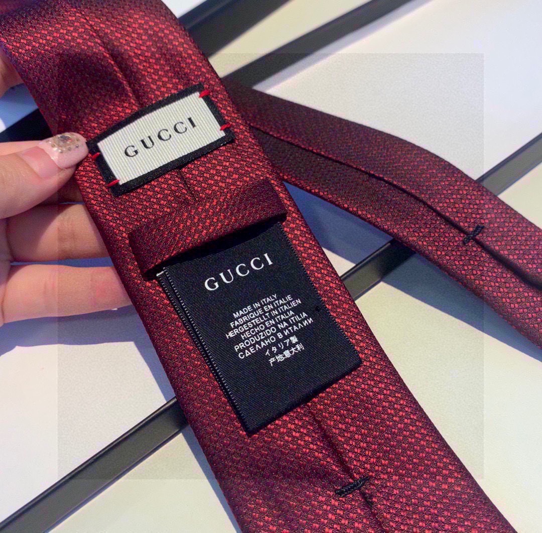 GUCCI スネーク ネクタイ GUCCI 18SS スネーク フラワー タイ グッチ ネクタイ