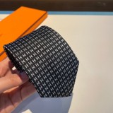 超話題!Hermes エルメスメンズの新しいネクタイ