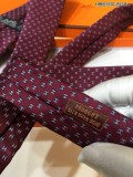 超話題!Hermes エルメスメンズの新しいネクタイ