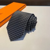 超話題!Hermes エルメスメンズの新しいネクタイ