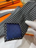 超話題!Hermes エルメスメンズの新しいネクタイ