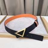 超話題!Prada プラダメンズとレディースベルト