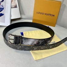 入手困難Louis Vuittonルイヴィトンベルト