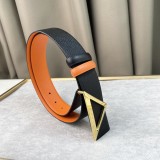 超話題!Prada プラダメンズとレディースベルト