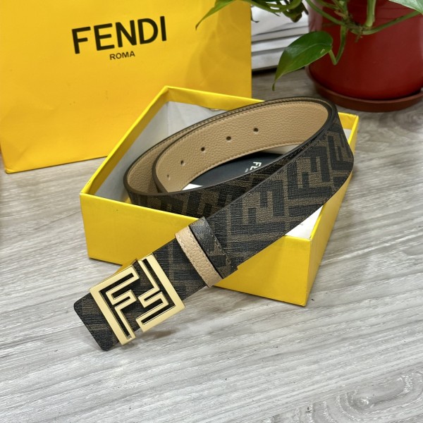 素敵なFendiフェンディベルト