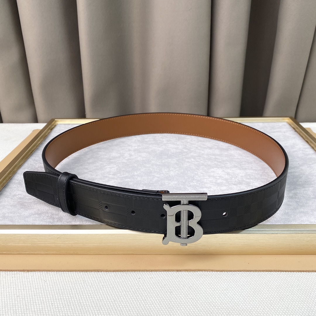 BURBERRYベルト ハート タグ付き 新品未使用 バーバリー(burberry)ショルダーバッグ ショルダーベルト作成＋