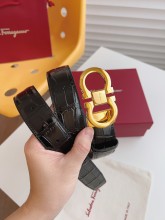 n級 おすすめFerragamoフェラガモベルト