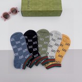 入手困難Gucci グッチ靴下って