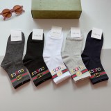 Gucci グッチ 靴下ってコピー