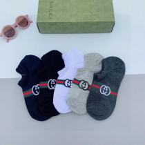 入手困難Gucci グッチ靴下って