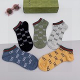 入手困難Gucci グッチ靴下って