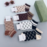 最新Gucci グッチ靴下って