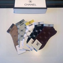 超話題!Chanelシャネル靴下って