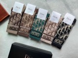 大人気Dior ディオール靴下って