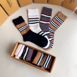 大人気Burberry バーバリー 靴下って