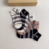 入手困難Burberry バーバリー 靴下って