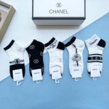 素敵なChanelシャネル靴下って