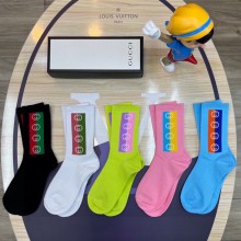 Gucci グッチ通販靴下って