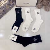 超話題!Chanelシャネル靴下って