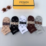 素敵なFendiフェンディ靴下って